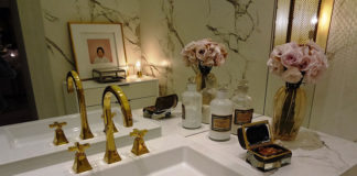 Lustro na wymiar – czy warto je kupić?