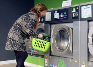 Kapsułki do prania – jak używać? Zalety i skuteczność