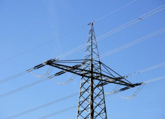 Bezpieczeństwo pracowników przy naprawach linii energetycznych – jak je zapewnić?