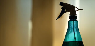 Jak zadbać o ładny zapach w mieszkaniu