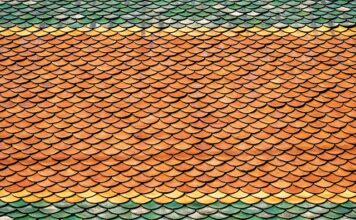 Jaki spad na zadaszeniu?