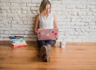 Czym zabezpieczyć drewniana podłogę w czasie remontu?