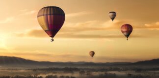 Ile balonów żeby podnieść człowieka?