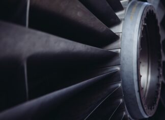 Jaka kratka wentylacyjna do łazienki w bloku?