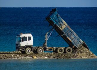 Ile kosztuje napełnienie basenu 1000l?