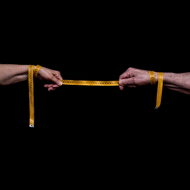 Jakie odległości między półkami w szafie? Jakie odległości między półkami w szafie?