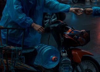 Czy kurier z Ikei dzwoni przed przyjazdem?