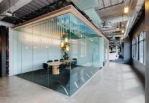 Ścianki szklane w biurze